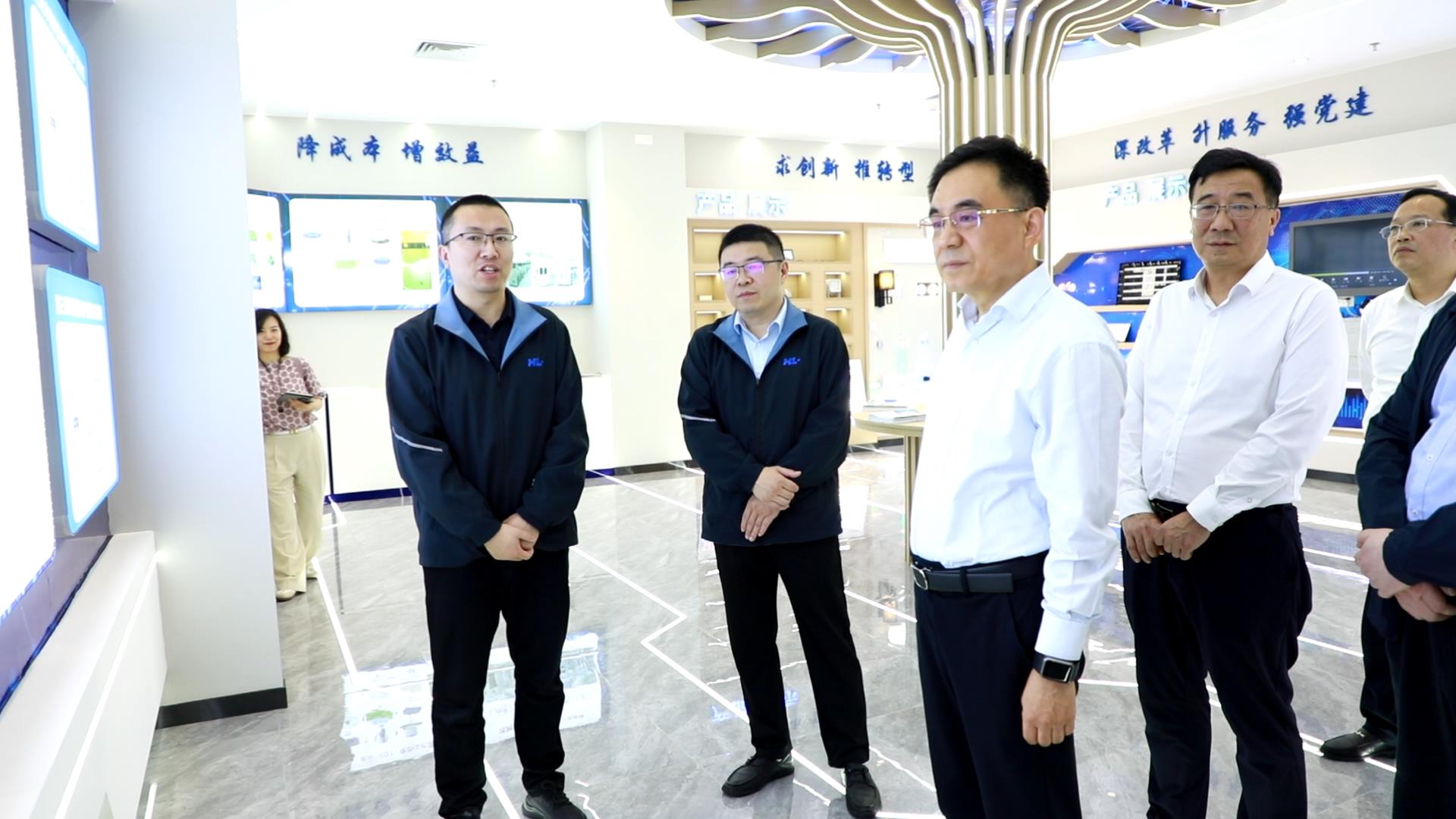 7d42161d40b568561535a578ddf778d